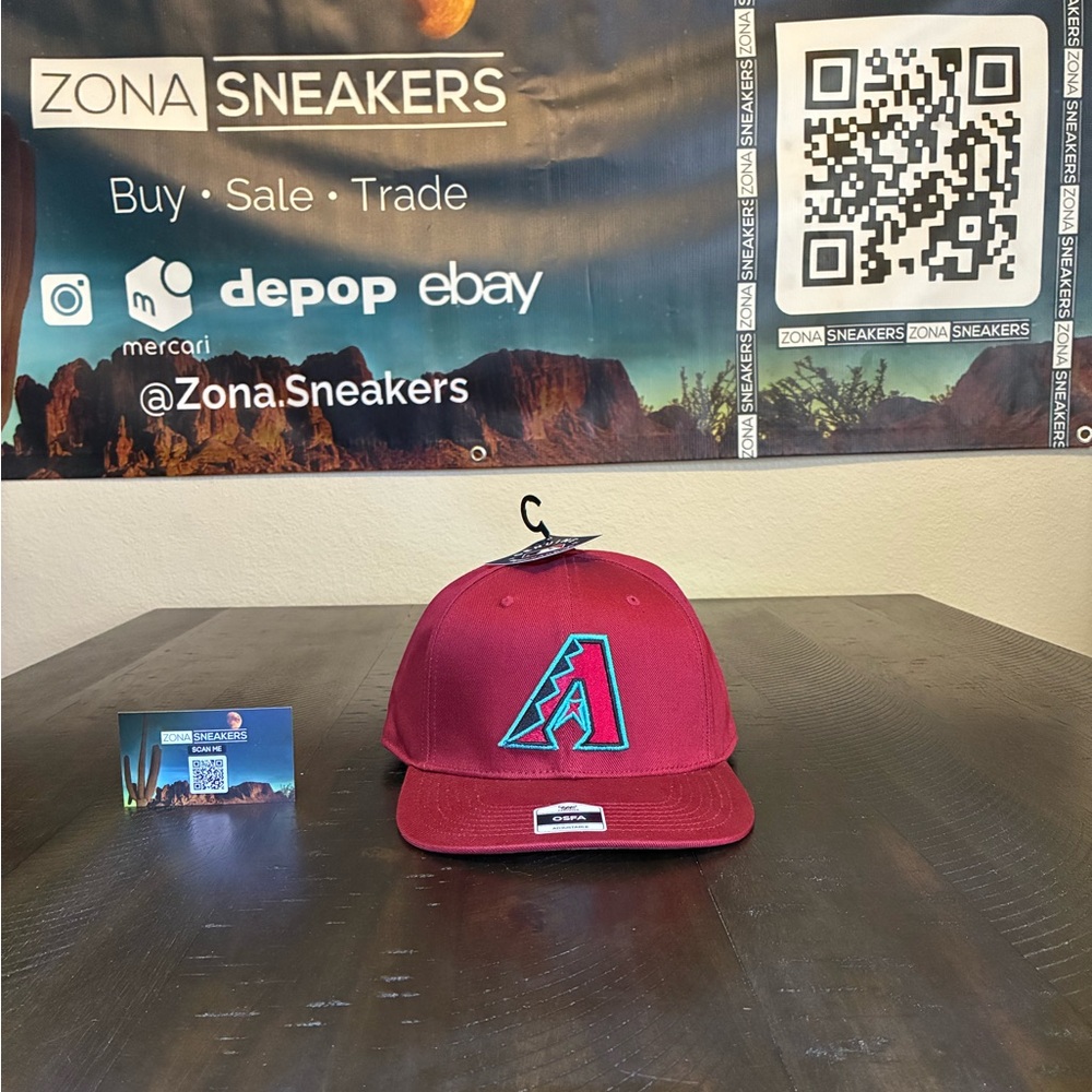 Arizona Diamondbacks Hat Red Turquoise  MLB Genuine Merchandise Fan Favorite NWT